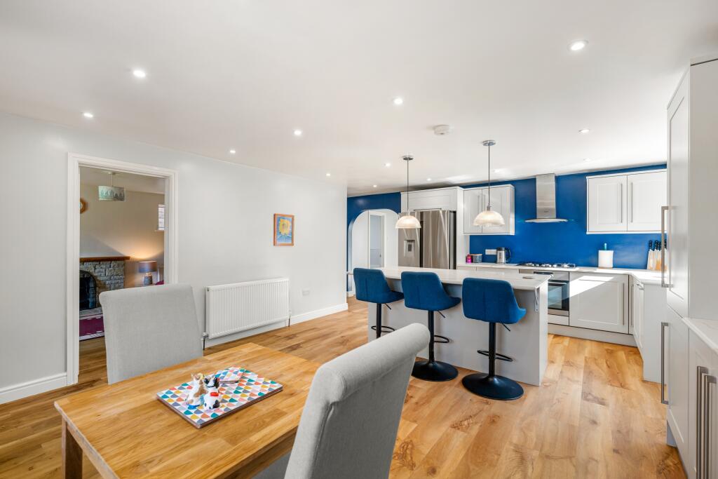 House in North Kesteven, Little Hale - View 2