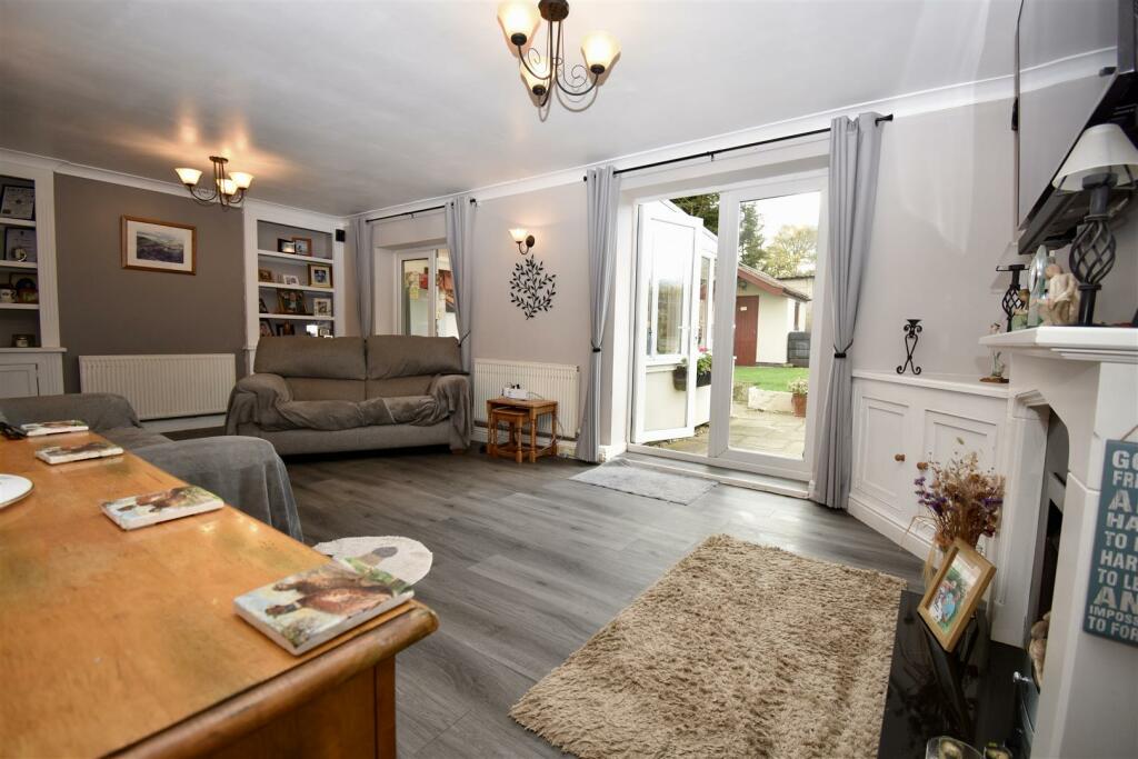 Castlegarth, Thornton-Le-Dale, Pickering photo 2