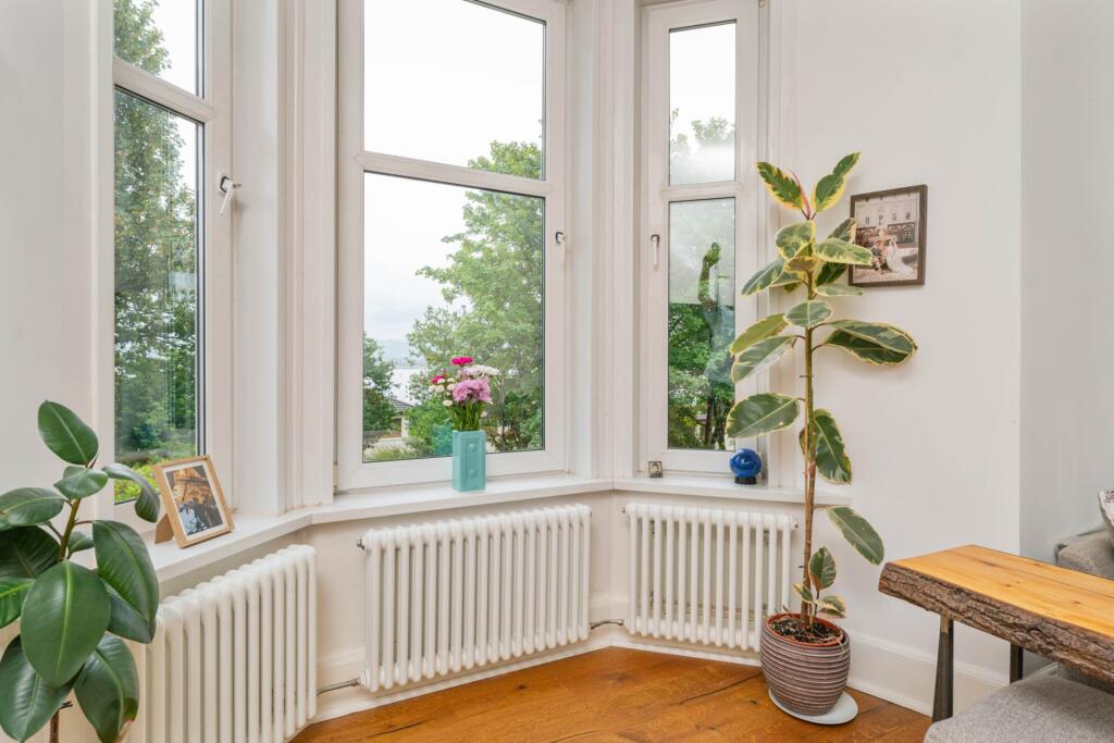 House in Paisley, Renfrewshire - View 4