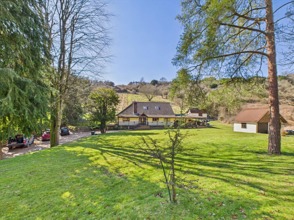 Main image of property: Gravel Hill, Waterlooville, PO8