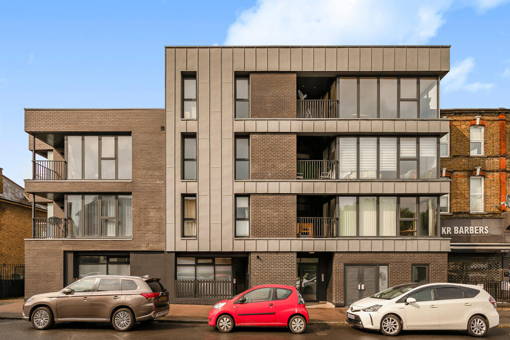 1-bed flat on 2a Comerford Road, London, SE4, £325,000