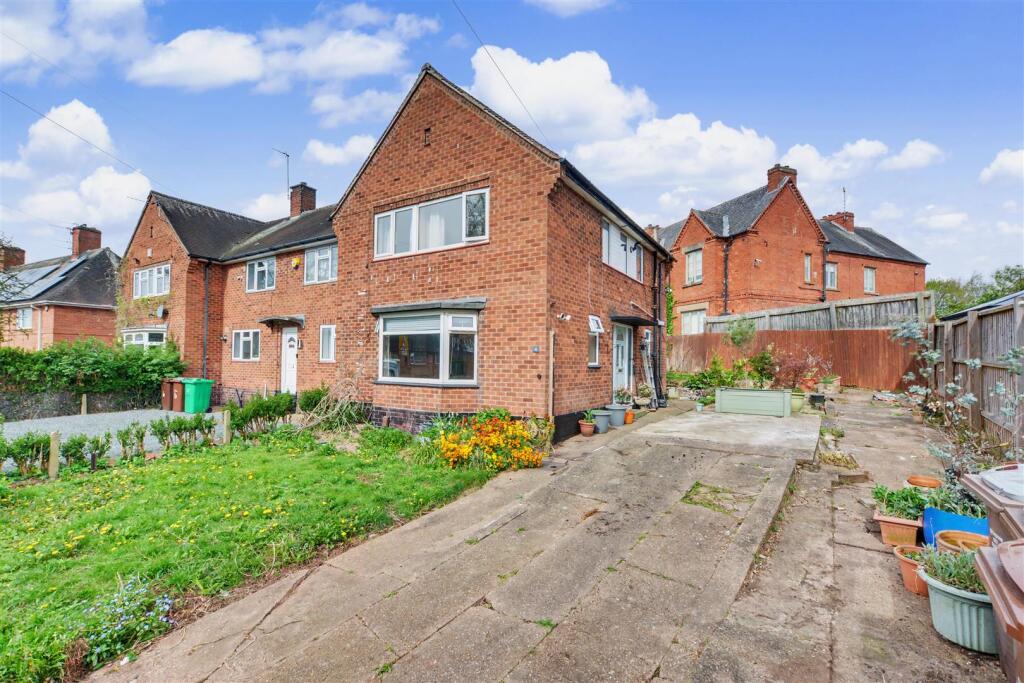 Main image of property: Denewood Crescent, Nottingham
