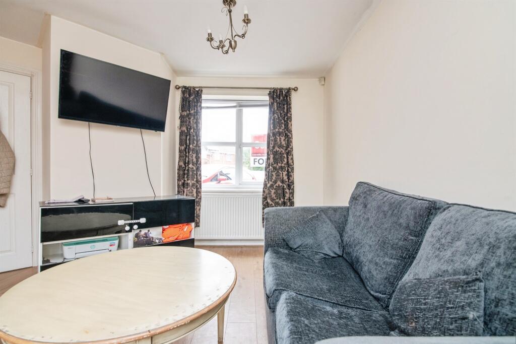 Additional image 6 of York Crescent, WEST BROMWICH