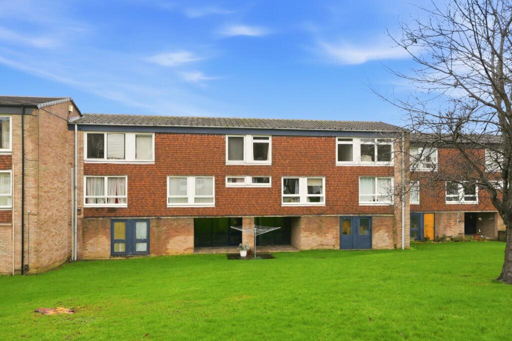 Main image of property: Coppice Gate, Harrogate, North Yorkshire, HG1