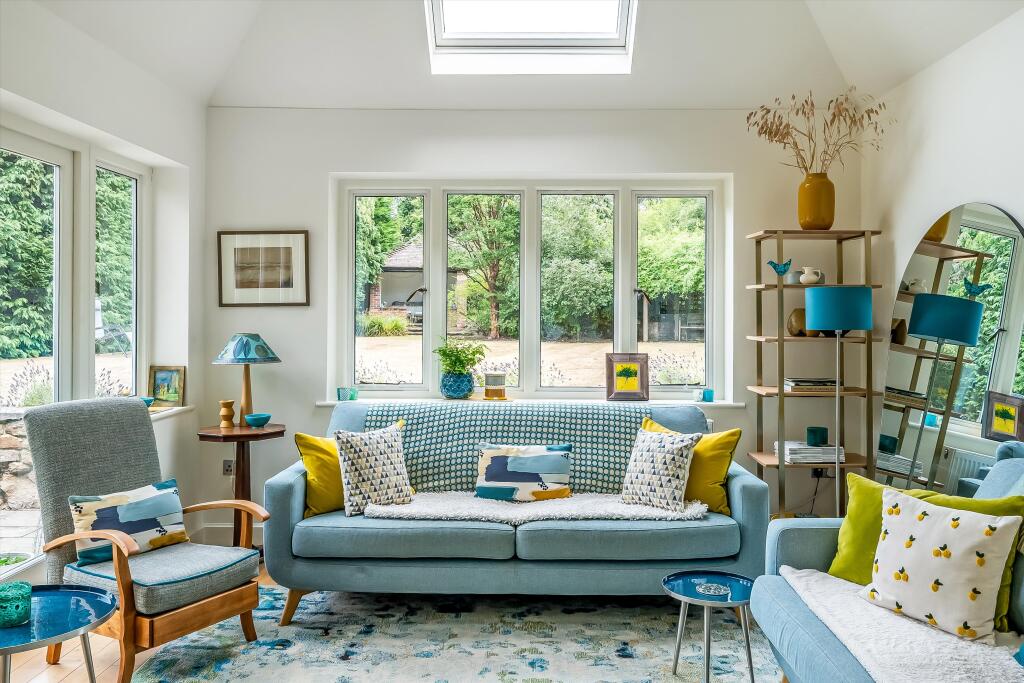 House in Guildford, Surrey - View 5