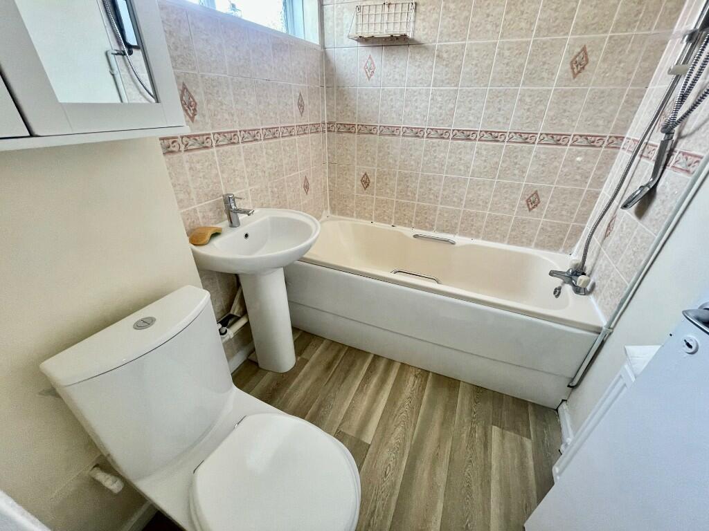House in Peterborough - View 5