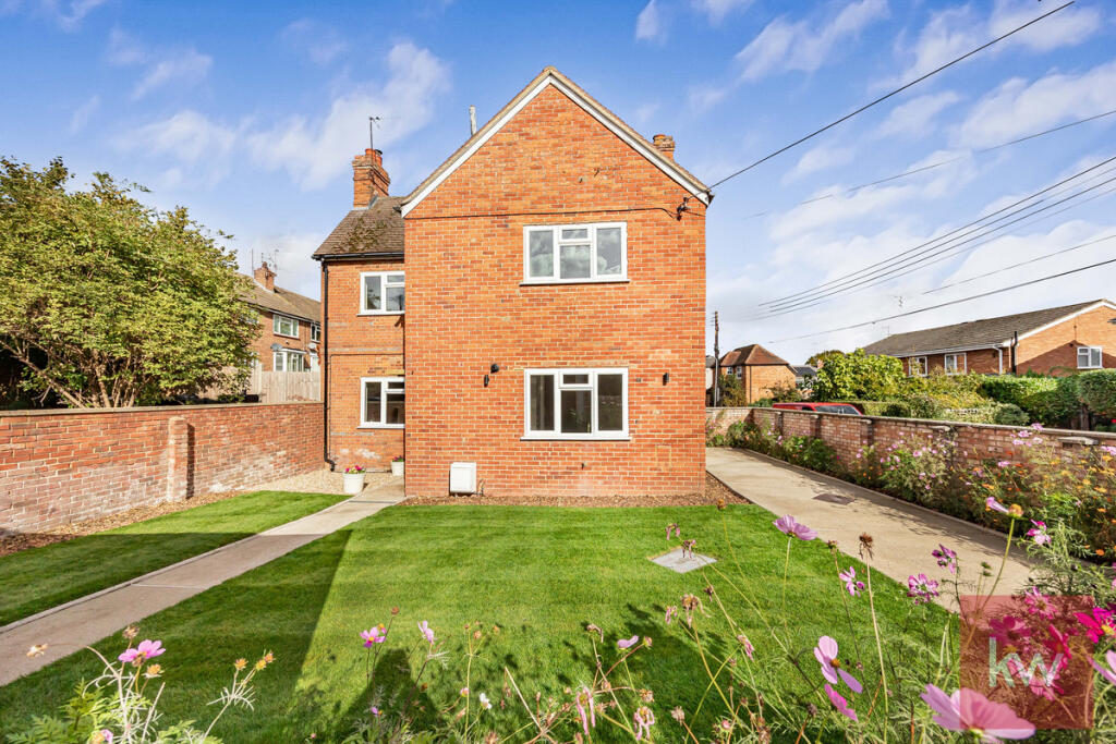 3-bed detached on Rose Hill, Binfield, Berkshire, RG42, £550,000