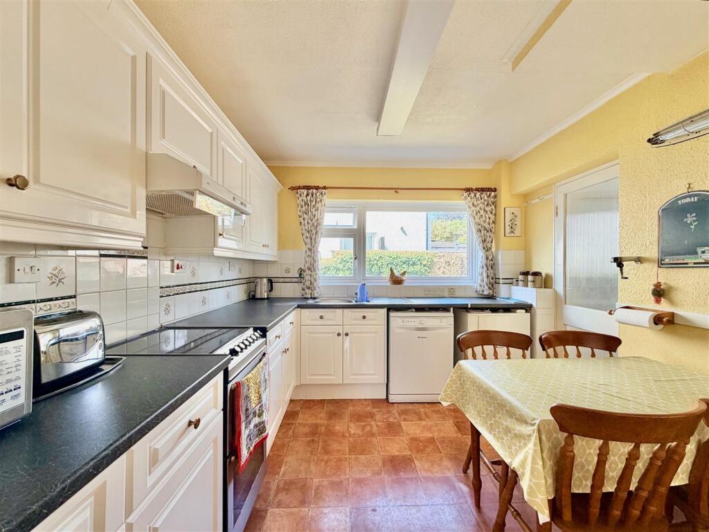 House in Plymouth - View 5