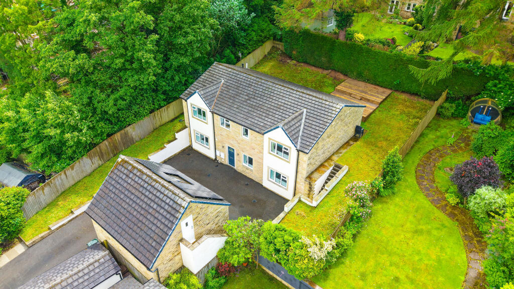 Main image of property: 56a Ben Rhydding Road, Ilkley, LS29 8RN