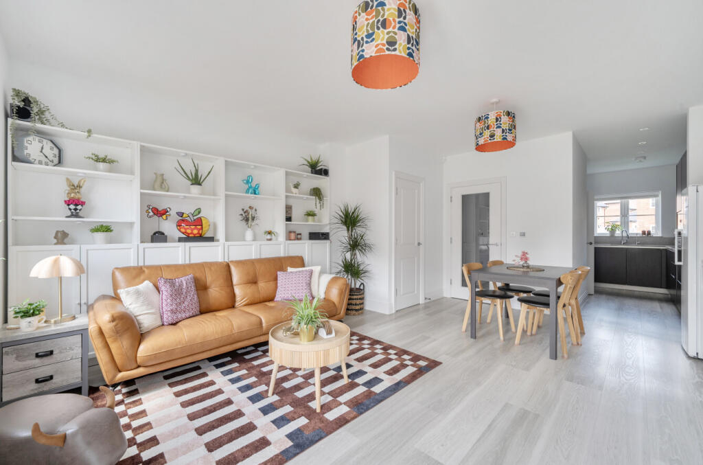 Ferris Green, Warfield, Bracknell, Berkshire, RG42 - View 2