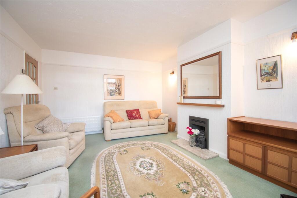 House in Pensby, Liverpool City Region - More