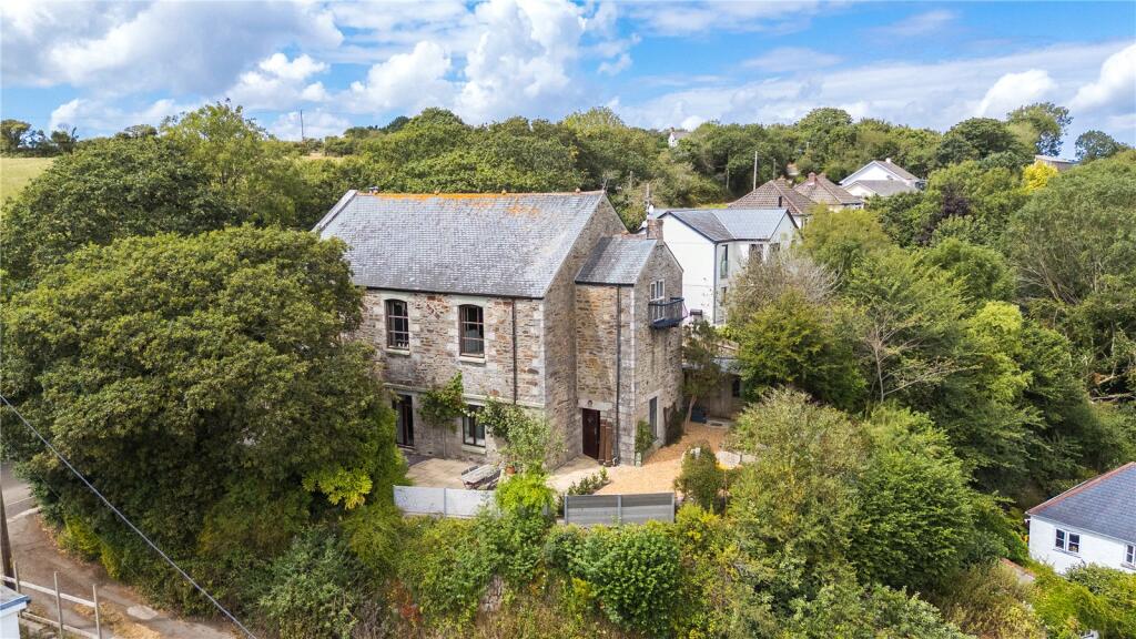 5-bed detached on Gweek, Helston, Cornwall, TR12, £800,000