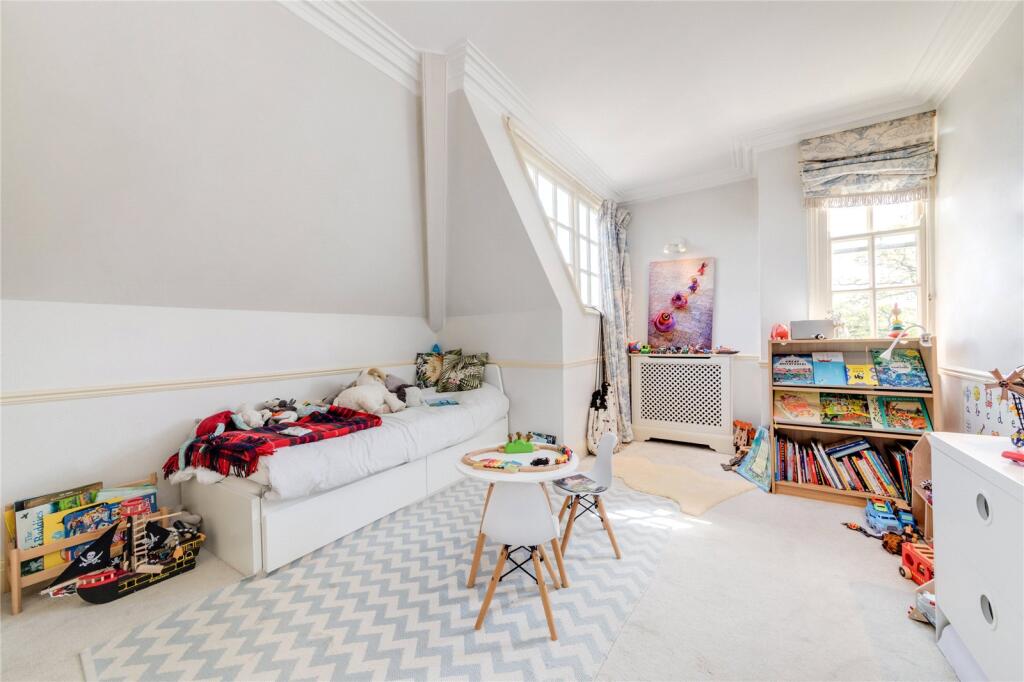 3 bedroom flat for rent