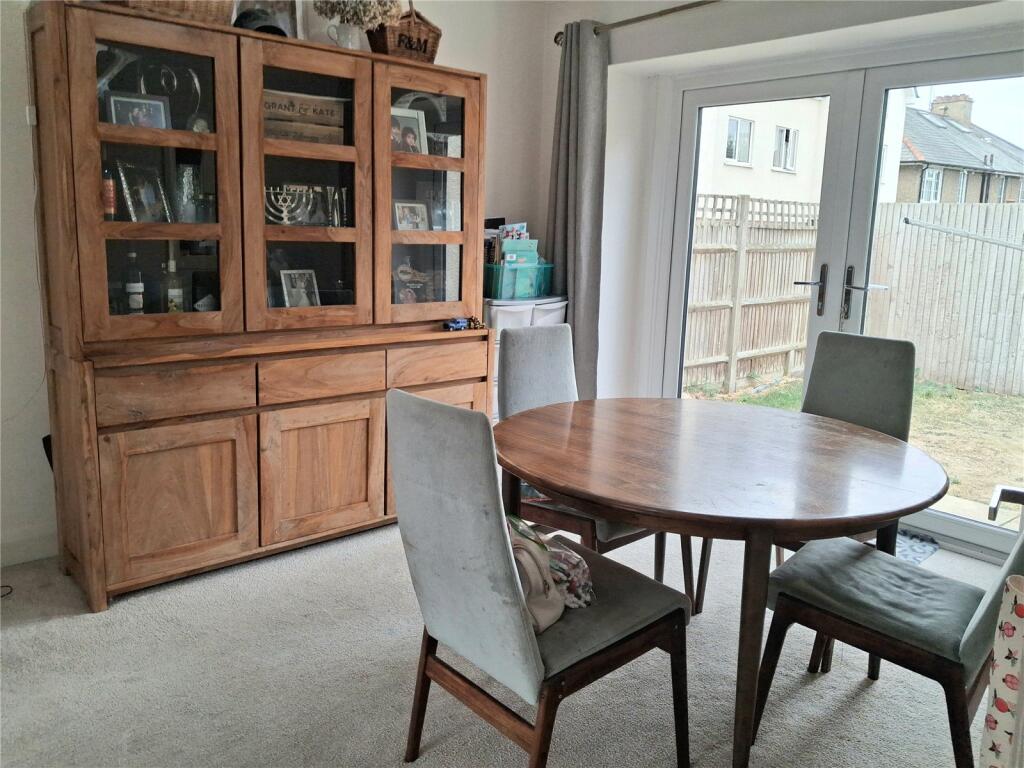 House in Barnet, Ducks Island, High Barnet - View 5