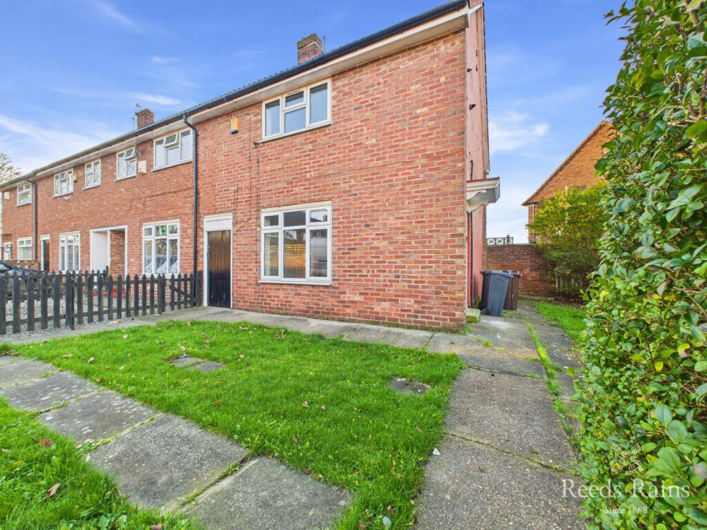 Main image of property: Rookley Close, Hull, HU8