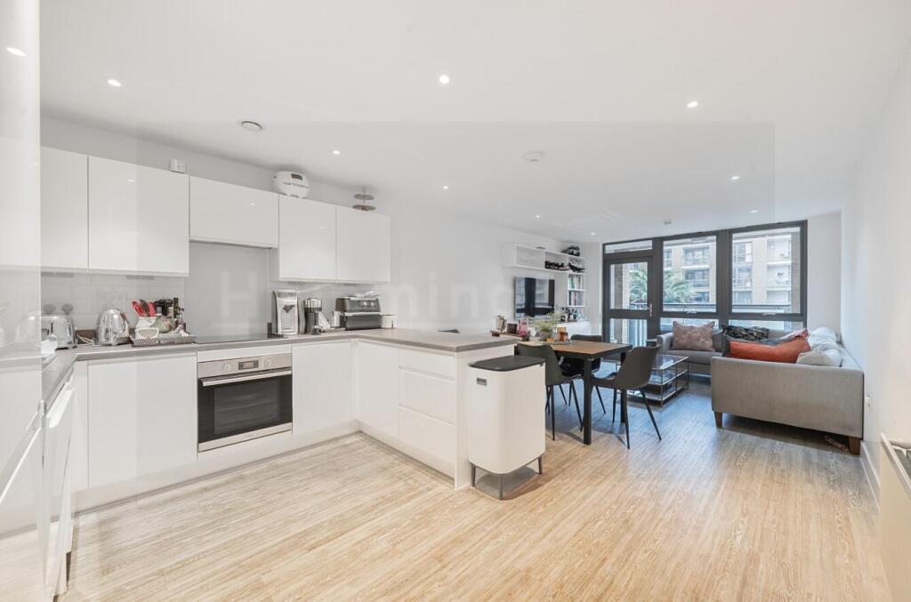 Main image of property: Packington Square, London, N1