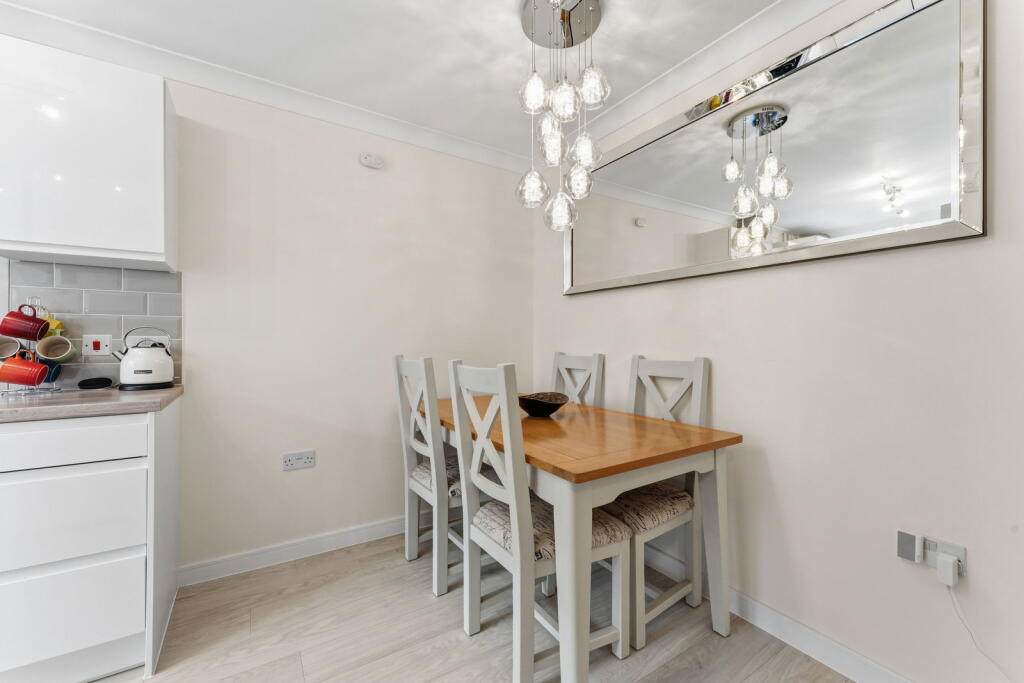 House in Wellingborough, Raunds - View 5