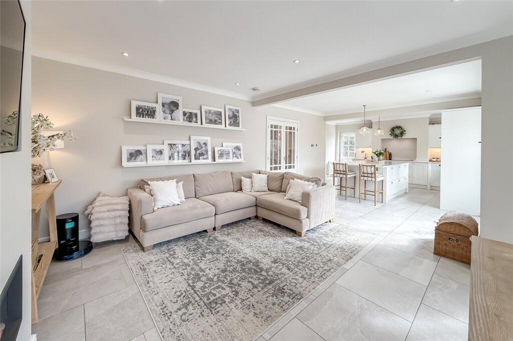 Additional image 17 of Lower Luton Road, Wheathampstead, Hertfordshire, AL4