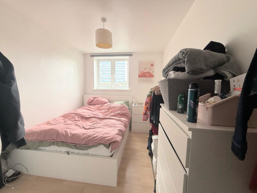 Apartment in London, Homerton - View 5