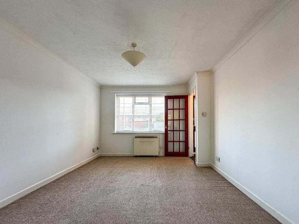 House in Bridgwater, Eastover, Somerset - View 3