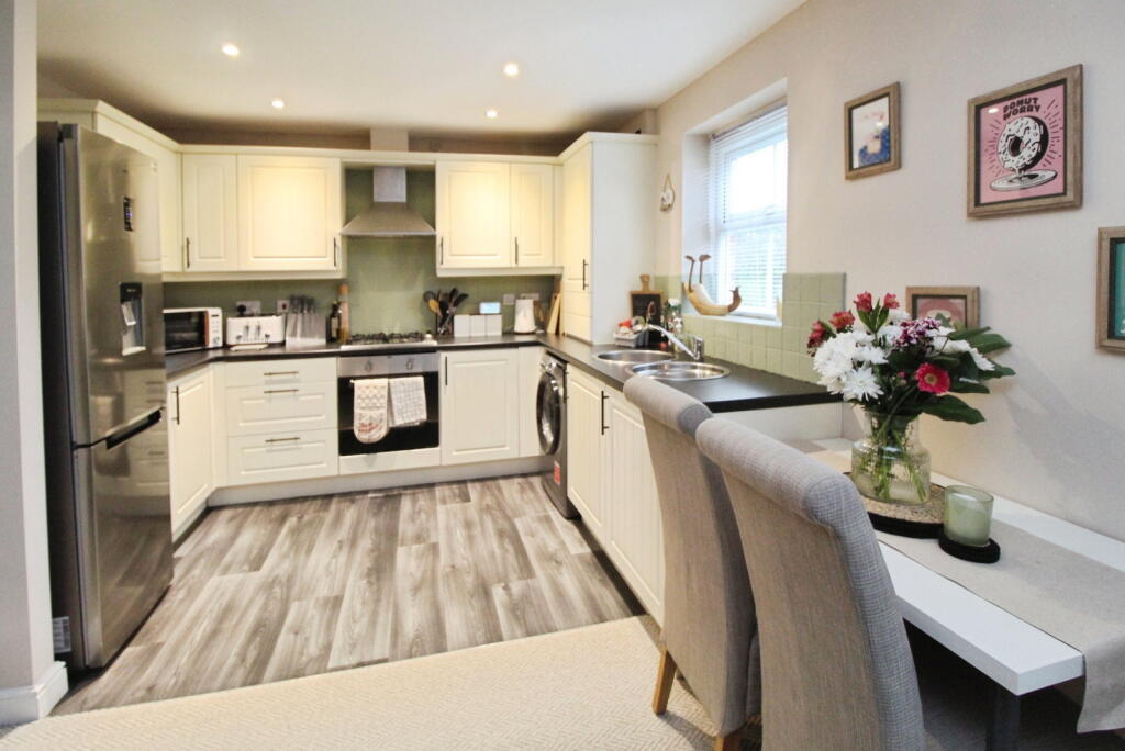 Apartment in Prudhoe - View 4