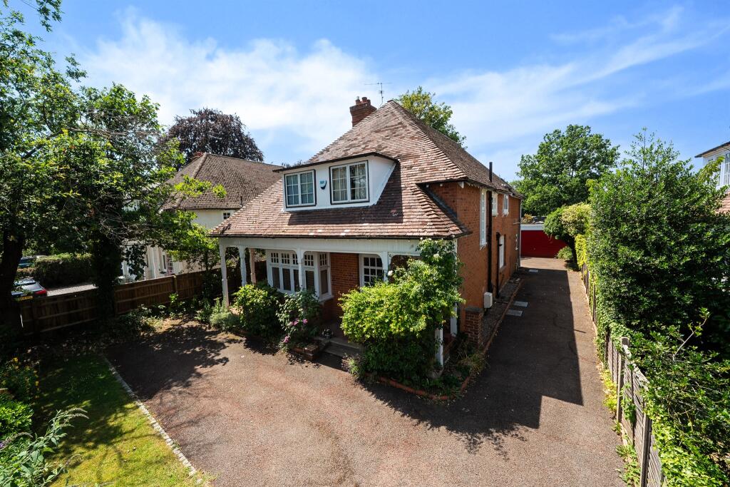 Main image of property: Ray Park Avenue, Maidenhead