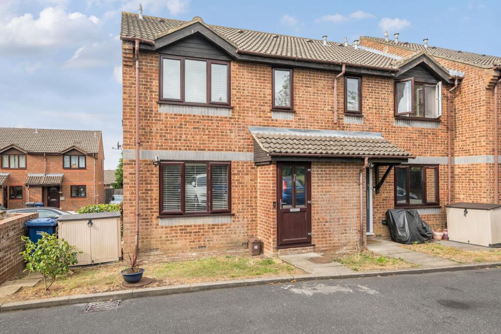 Main image of property: Pendall Close, Barnet, EN4