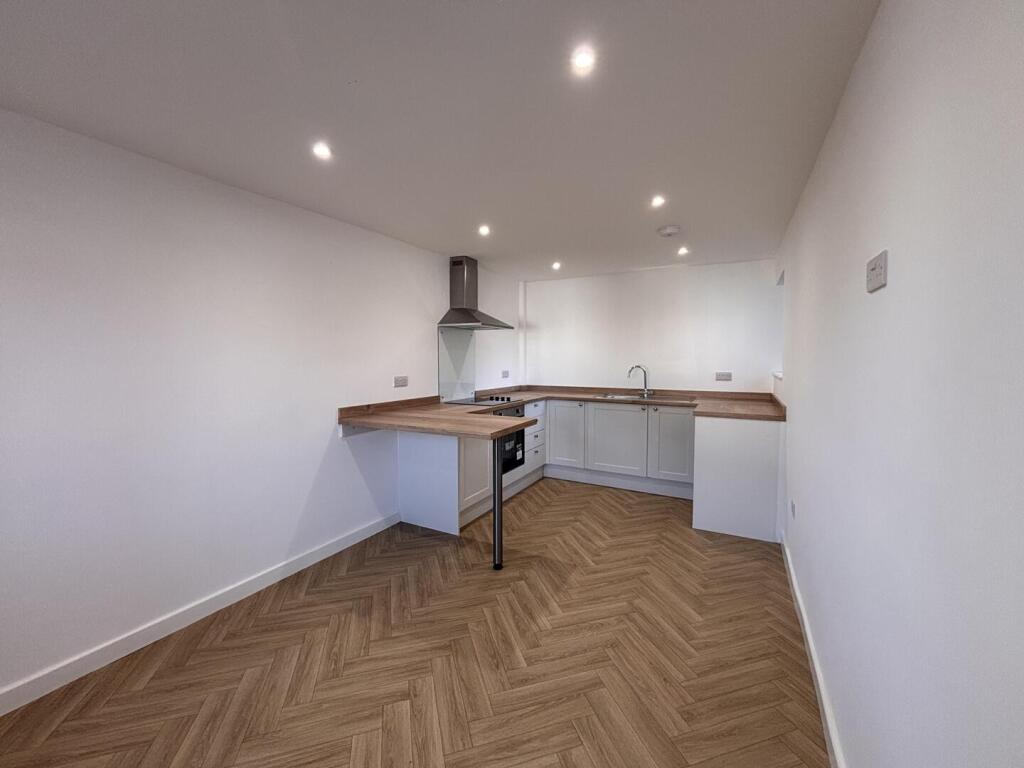 Apartment in Blaby, Glenfields - View 2
