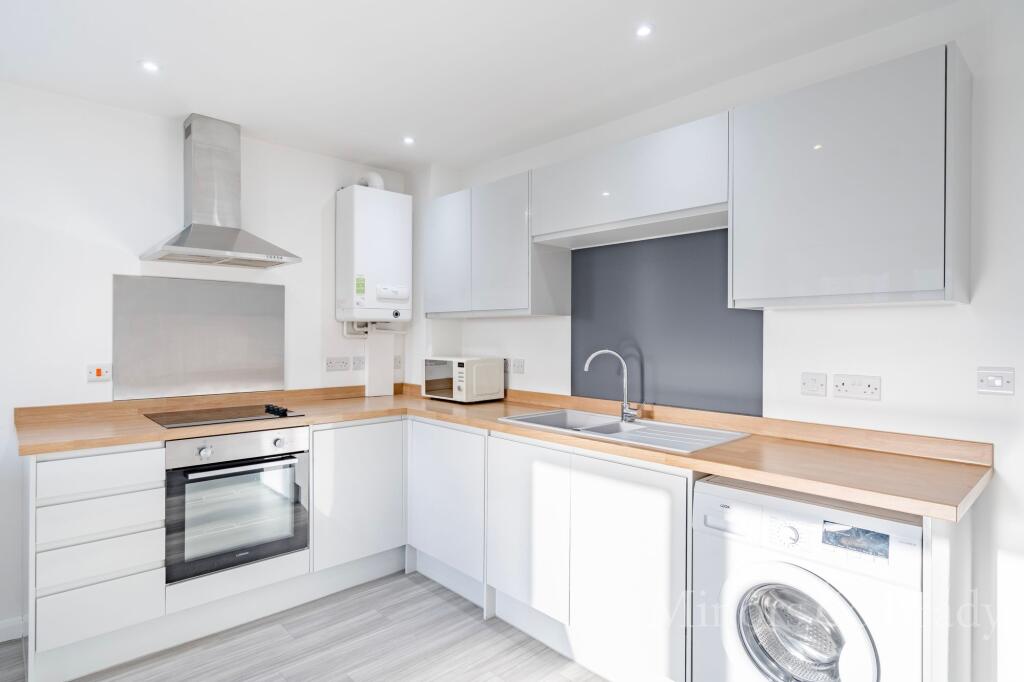Apartment in Norwich - View 3