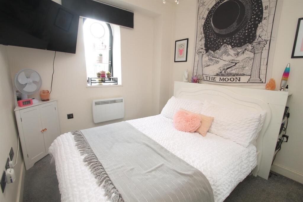 Apartment in Maidstone, Kent - View 5