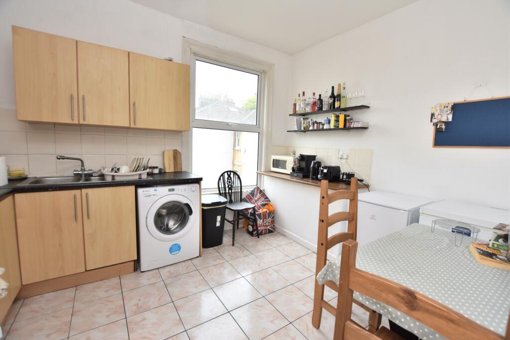 Main image of property: Zetland Road, Redland, Bristol, BS6 7AH