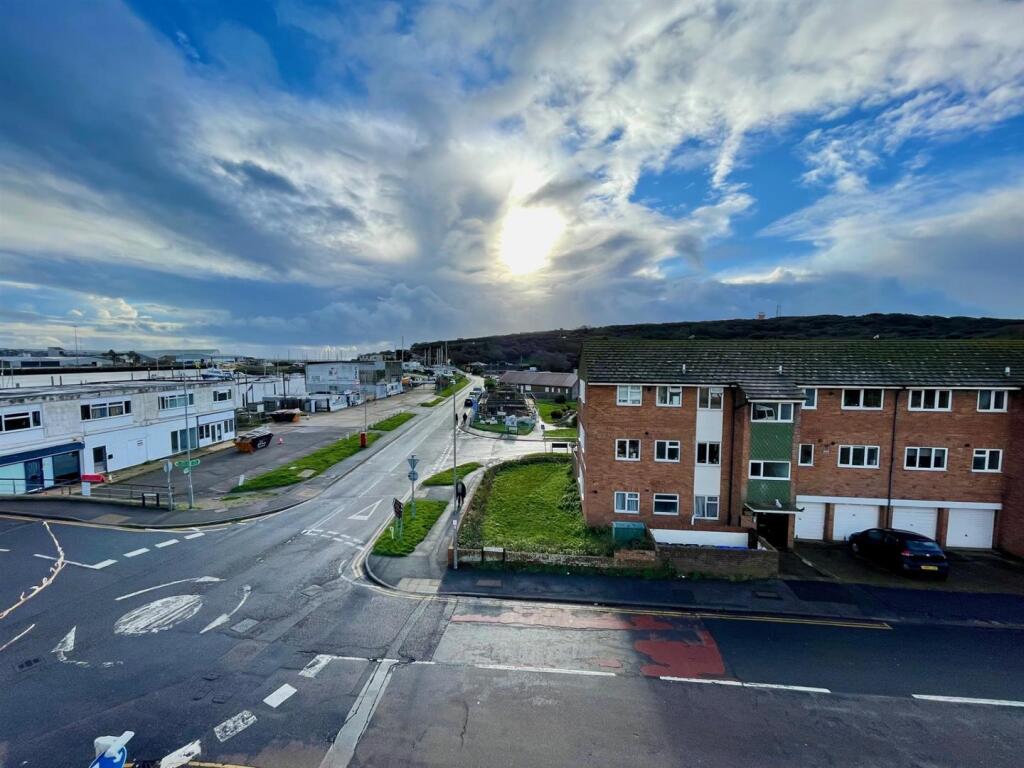 Fort Road, Newhaven photo 3