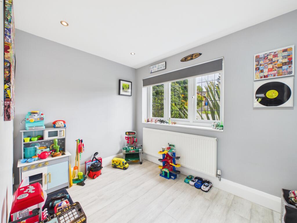 Birchover Way, Allestree photo 3