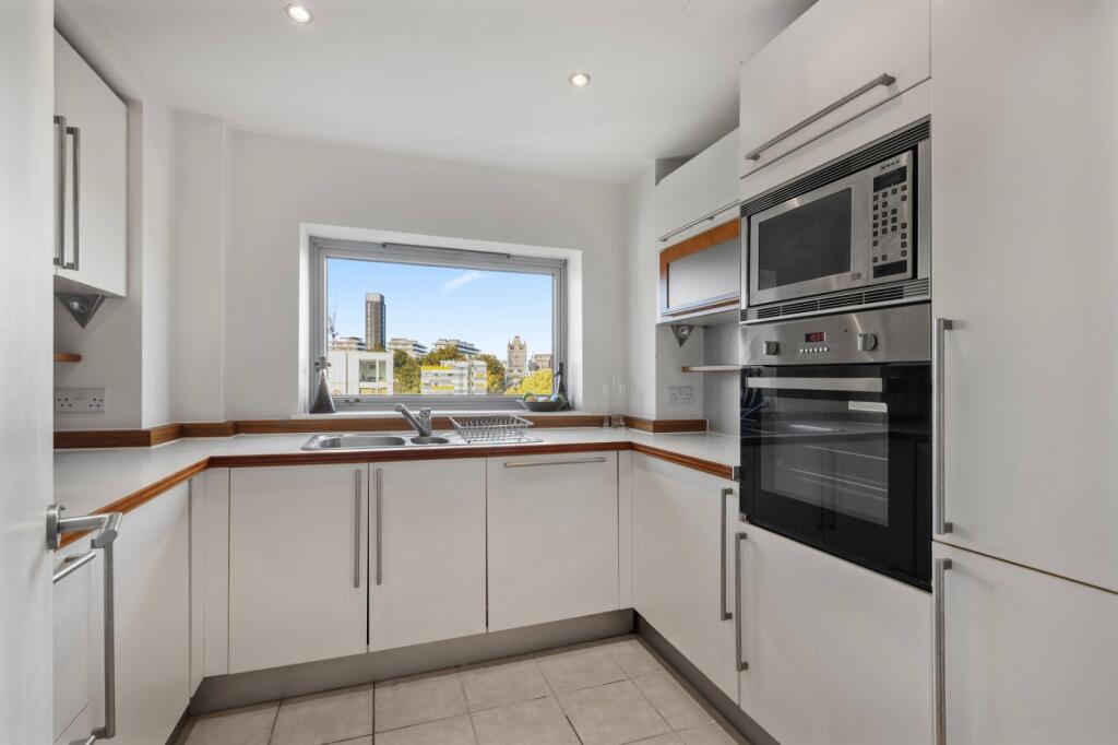 Apartment in London - View 3