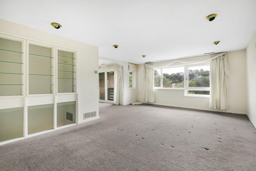 Alder Croft, Coulsdon, CR5 2SN photo 4