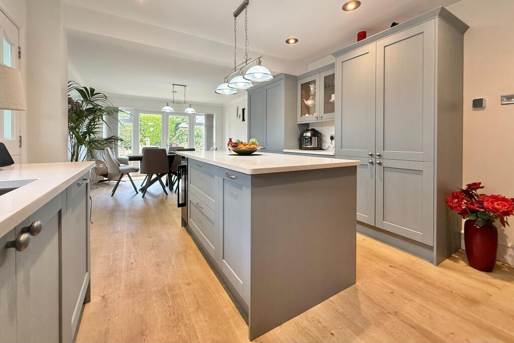 House in Fareham, Locks Heath - View 5