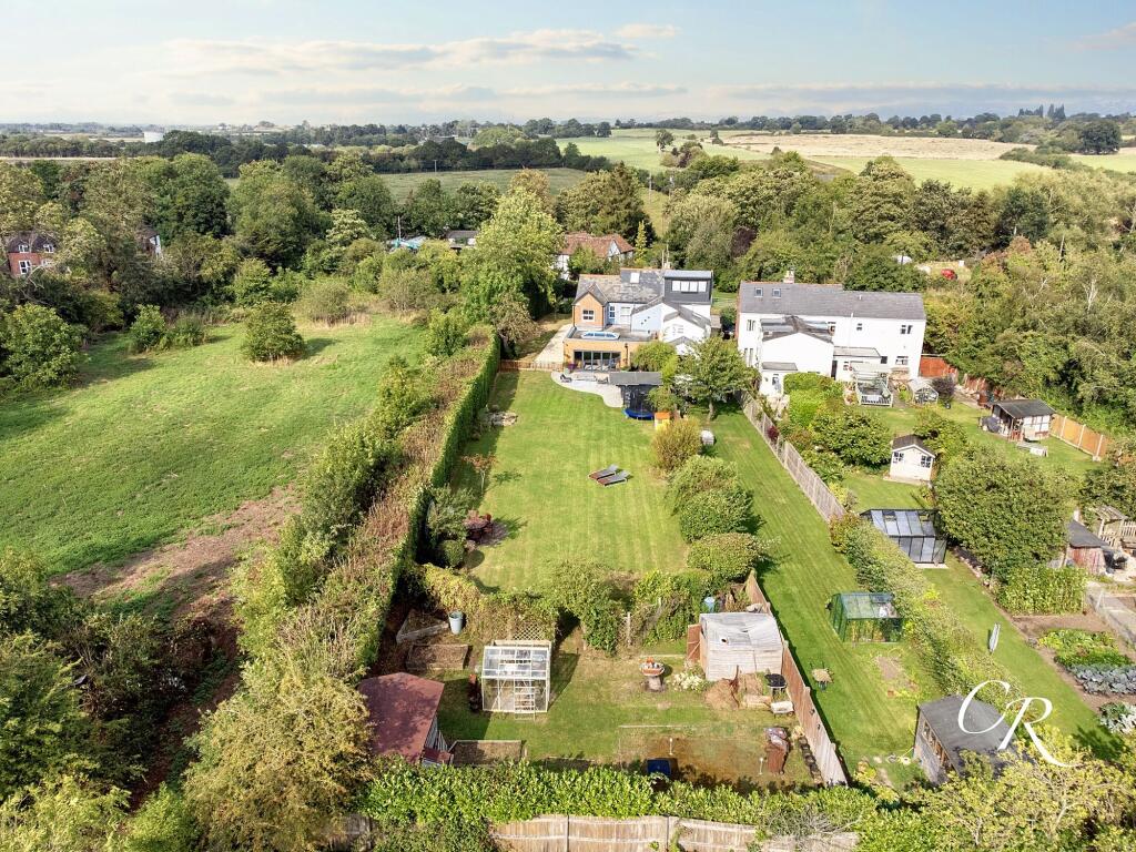 4-bed semi-detached on Pheasant Lane, Cheltenham, GL51, £750,000