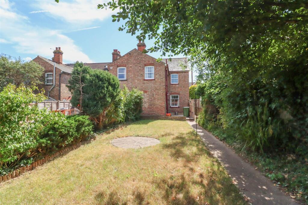 Station Avenue, Wickford photo 3