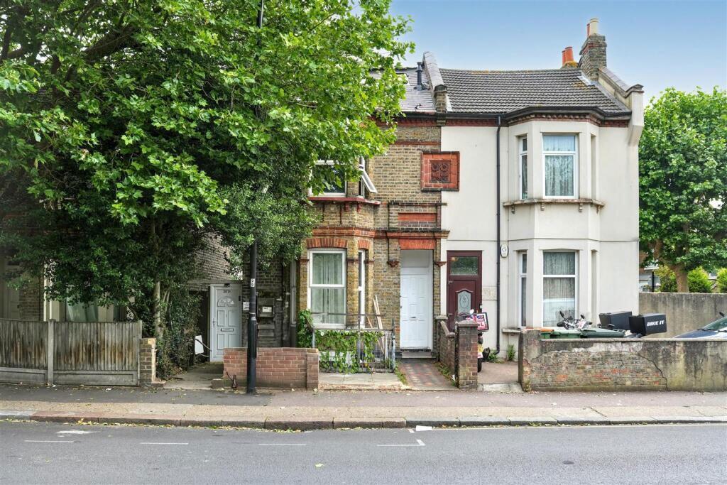 Studio house on Upton Lane, London, London, E7 9PT, £525,000