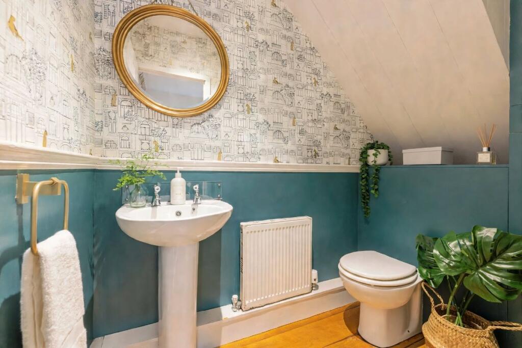 House in Tonbridge - View 5