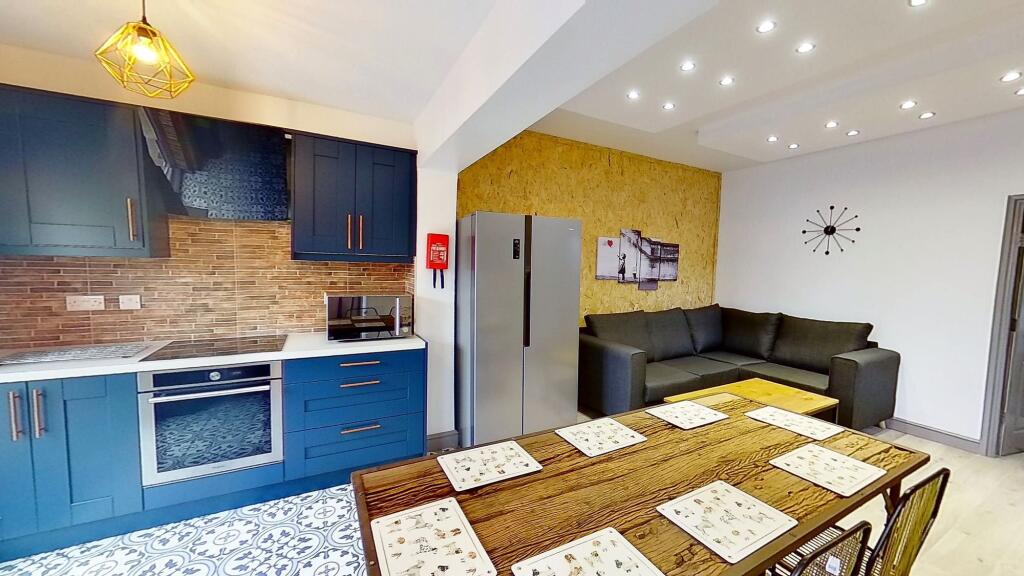 House in Nottingham, Radford - View 3