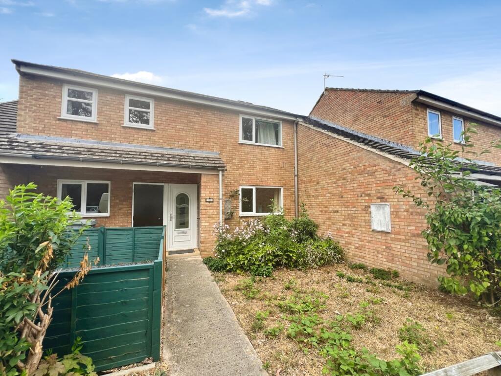 Main image of property: Sycamore Drive, Carterton, OX18
