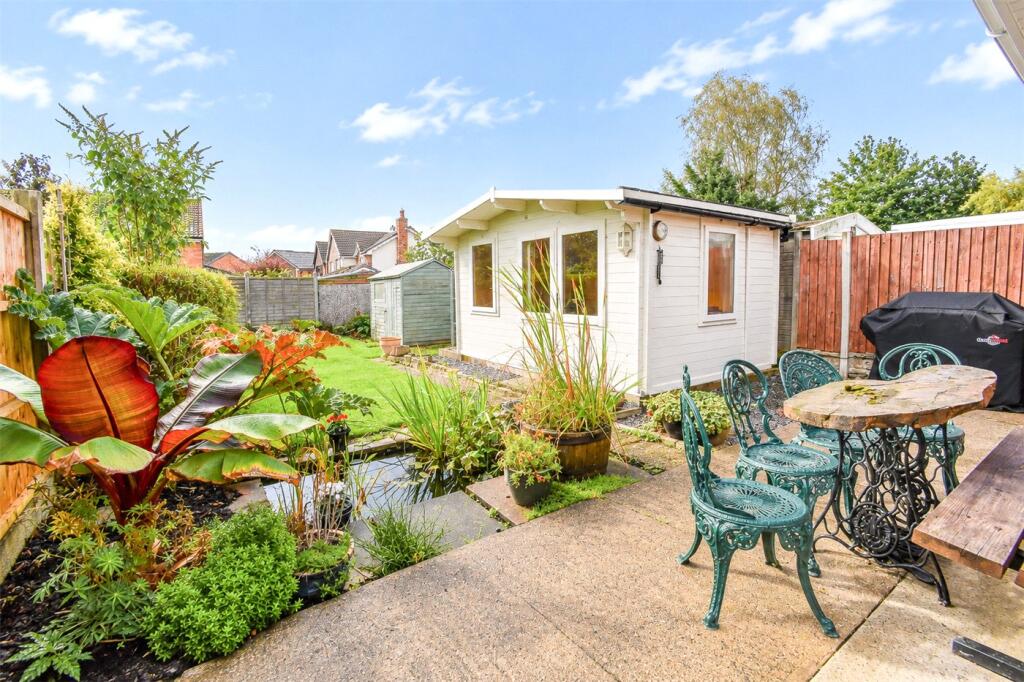 Wetherby Way, Little Sutton, Ellesmere Port photo 3