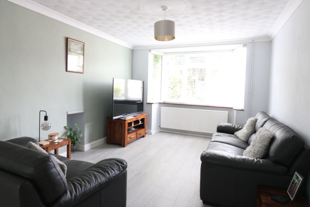 Warwick Road, Walton, Peterborough, PE4 photo 3
