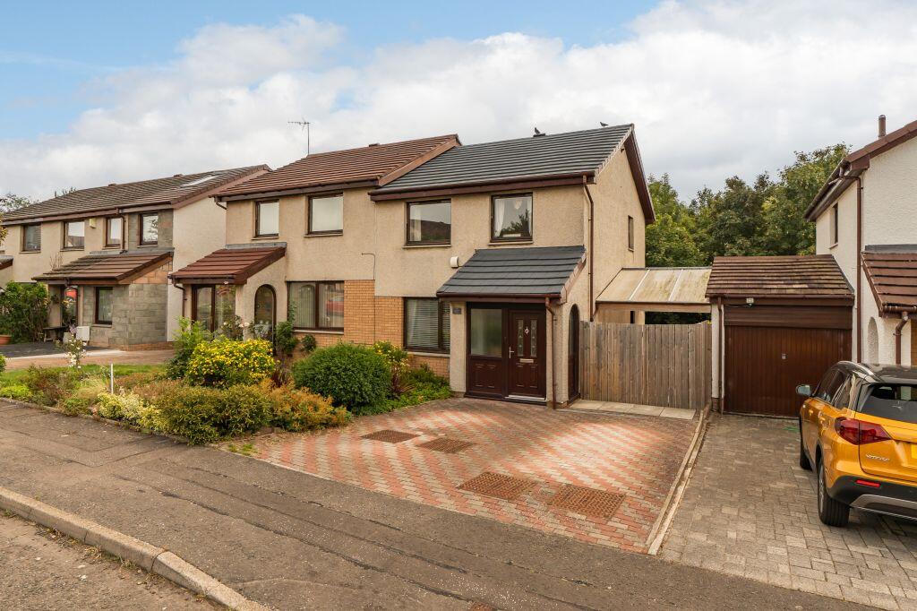 Main image of property: 99 Candlemaker's Park, Edinburgh, EH17 8TN