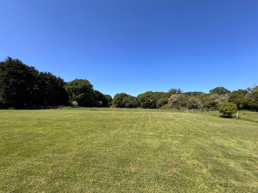 House in Redhill - View 5