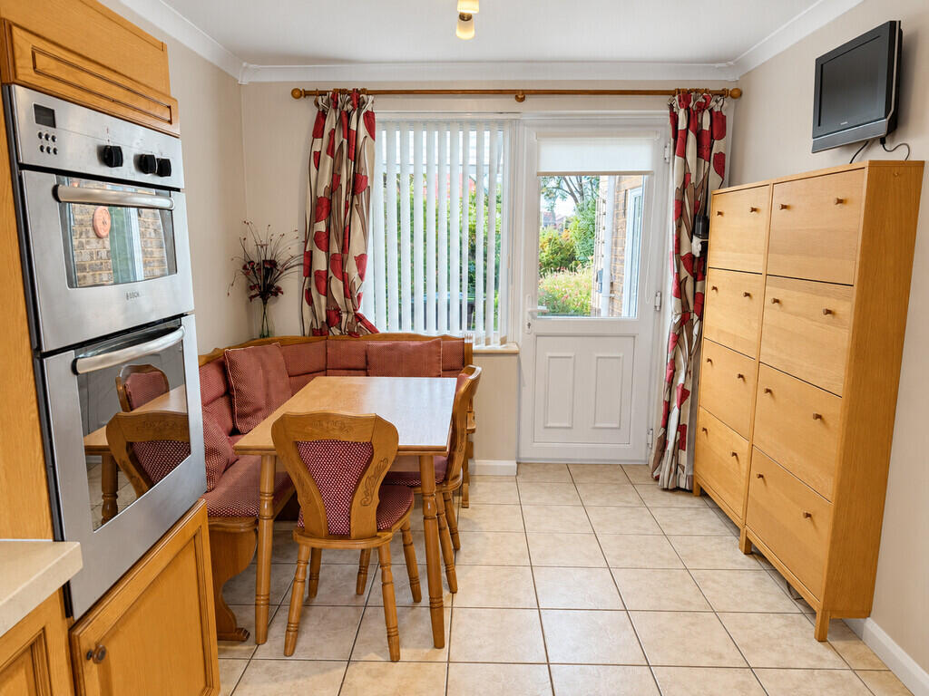 House in Biggleswade, Central Bedfordshire - View 5