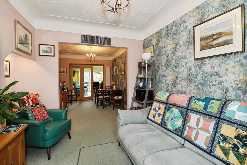 Hillside Drive, Crewe, CW1 photo 3