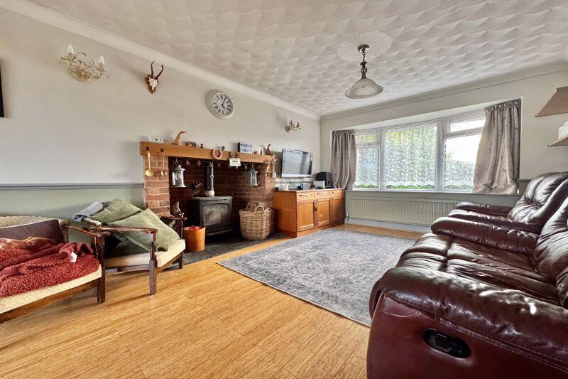 Walsh Close, Weston super Mare, - DETACHED FAMILY HOME photo 2