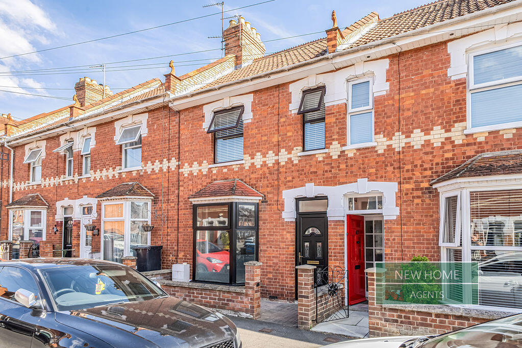 Main image of property: Halesleigh Road, Bridgwater, TA6 7DY
